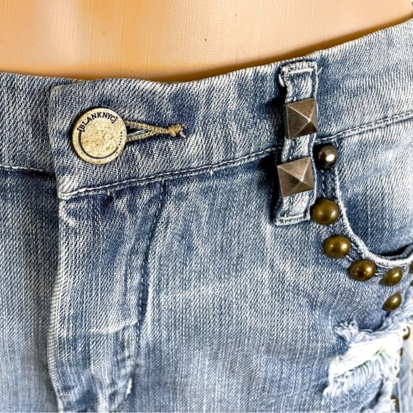 Blank NYC studded distressed shorts with neon details size 30 - Picture 11 of 15